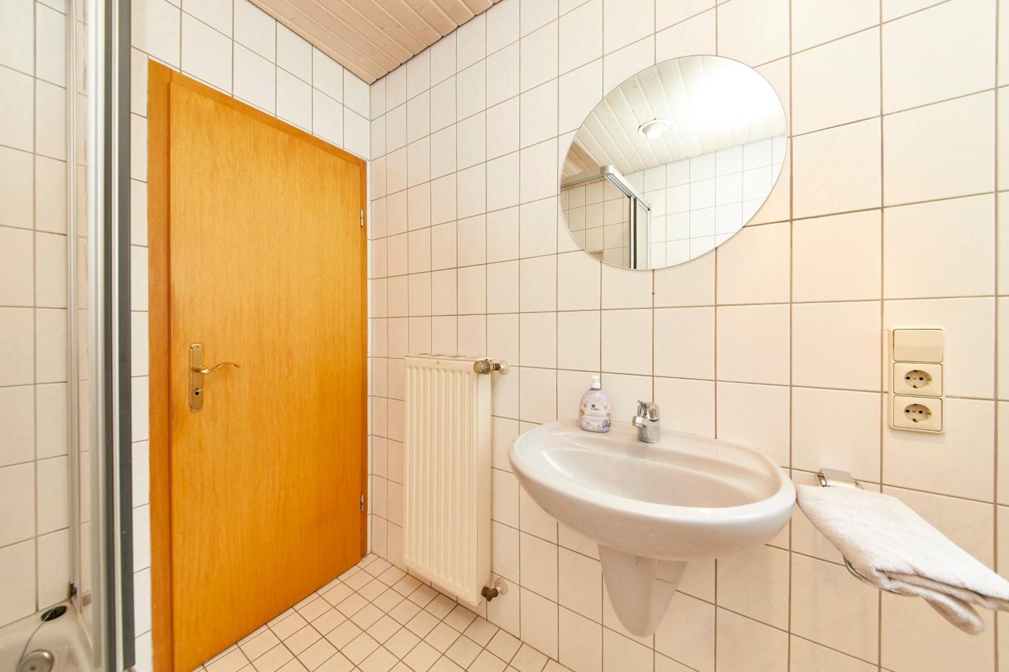 ベルンカステル・クース Haus Am Hafenヴィラ エクステリア 写真