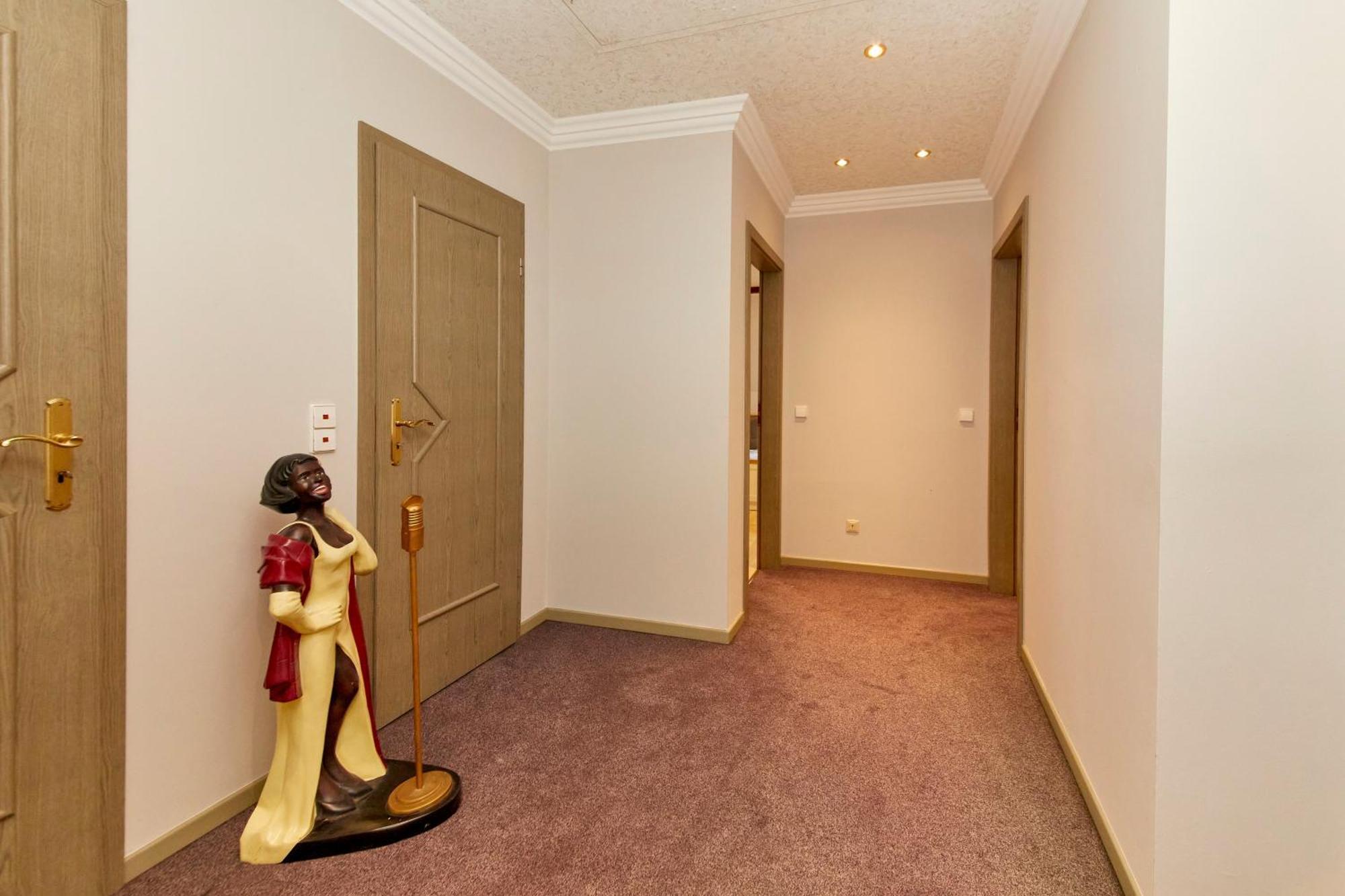 ベルンカステル・クース Haus Am Hafenヴィラ エクステリア 写真